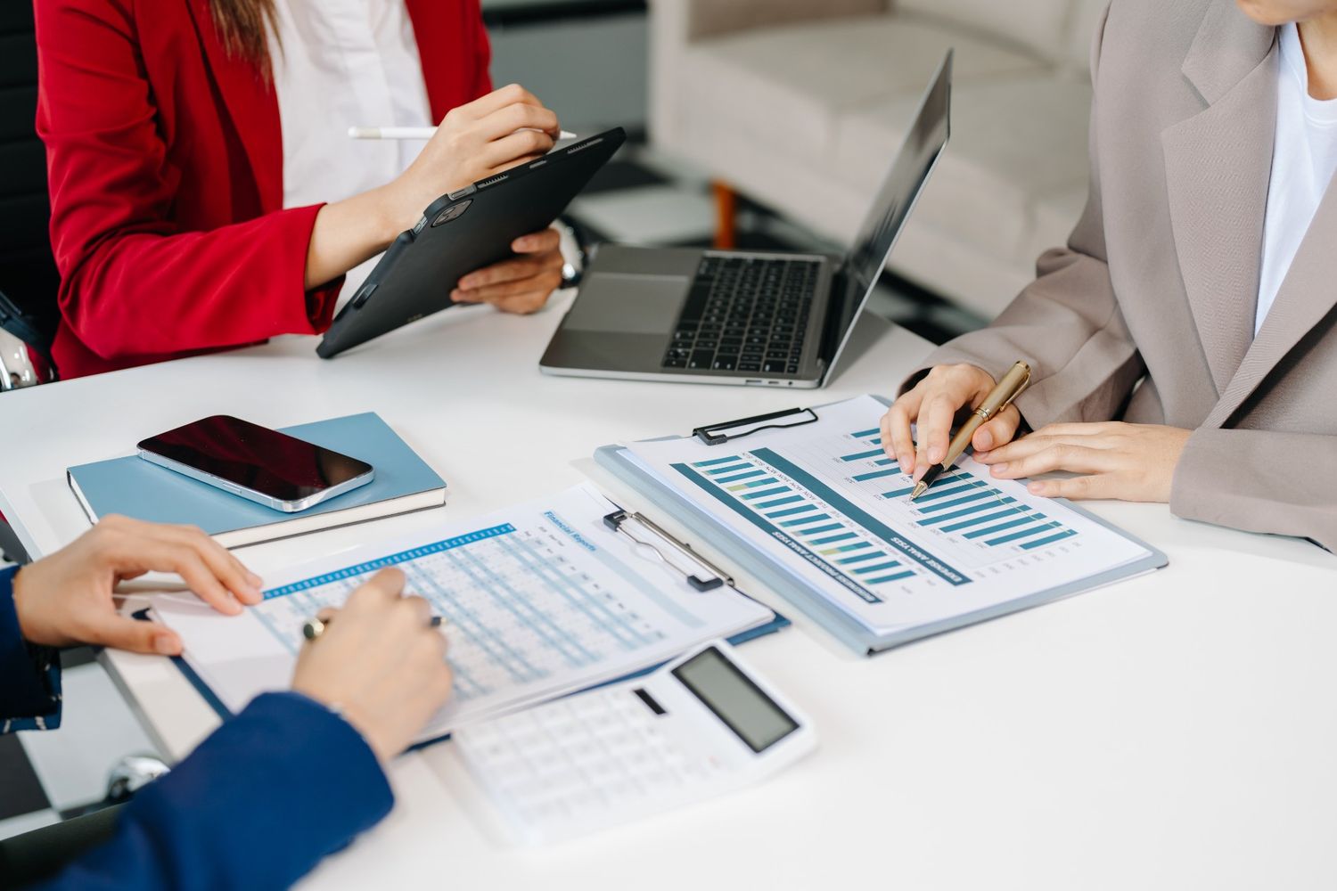 Financial reports illustration